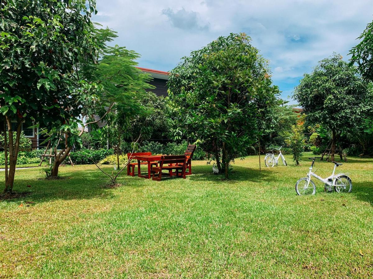Baansuanklaiklungbangkrachao บ้านสวนใกล้กรุงบางกะเจ้า Phra Pradaeng Екстер'єр фото