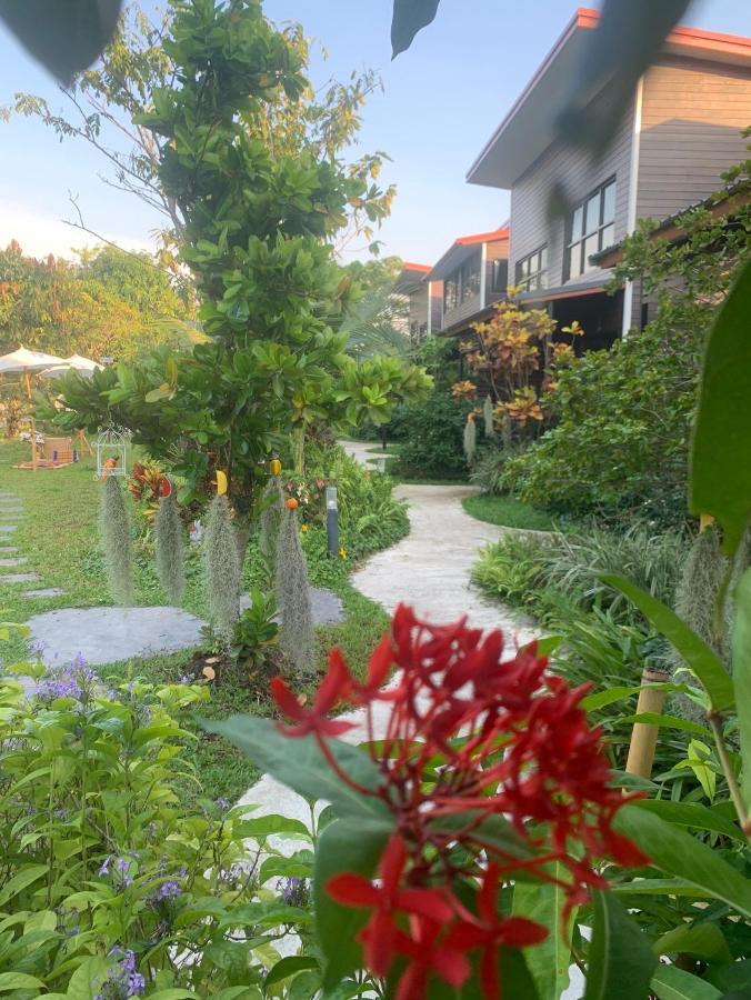 Baansuanklaiklungbangkrachao บ้านสวนใกล้กรุงบางกะเจ้า Phra Pradaeng Екстер'єр фото